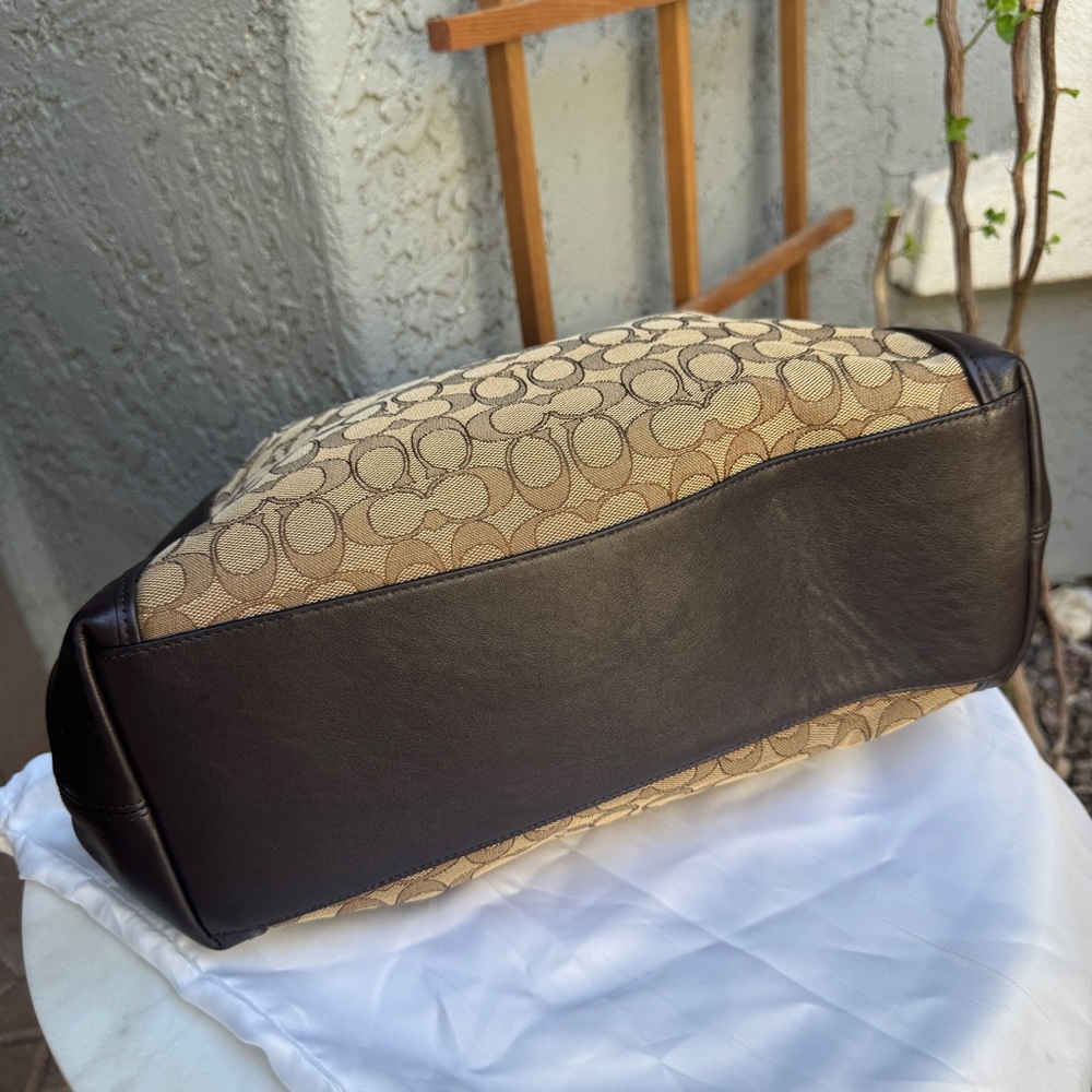 Coach Edie 31 Signature Jacquard Shoulder Bag - Picture 12 of 15